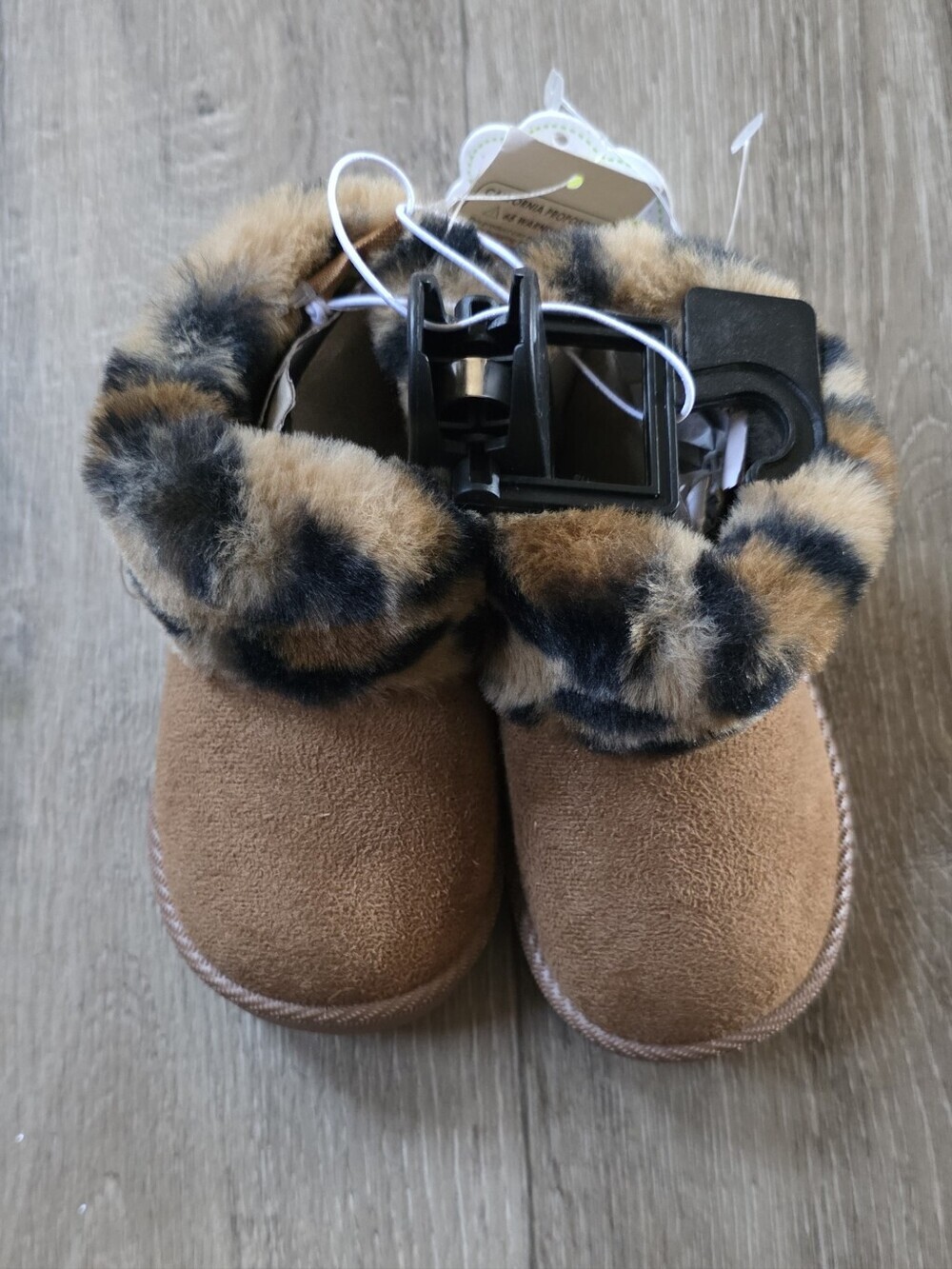 Cozy Faux Suede Bootie Slippers with Leopard Cuff - Brown